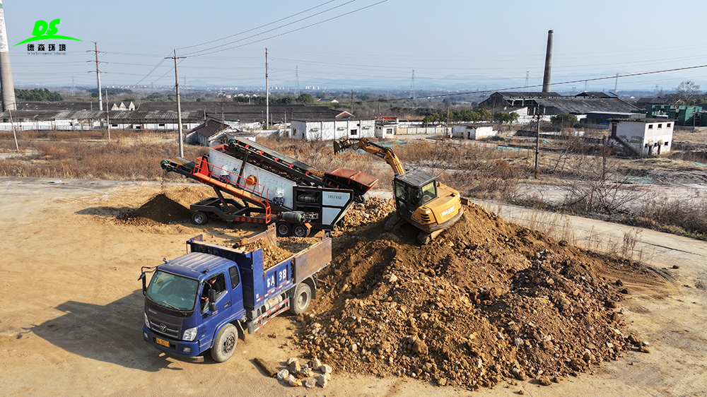 行业黑马！德森移动筛分一体机，破解物料处理三大痛点